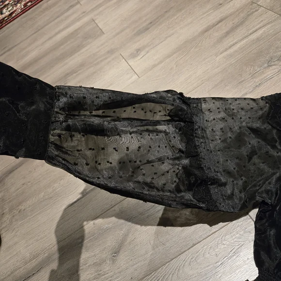 NWT - Topshop Black Sheer Lace Blouse - Picture 4 of 7